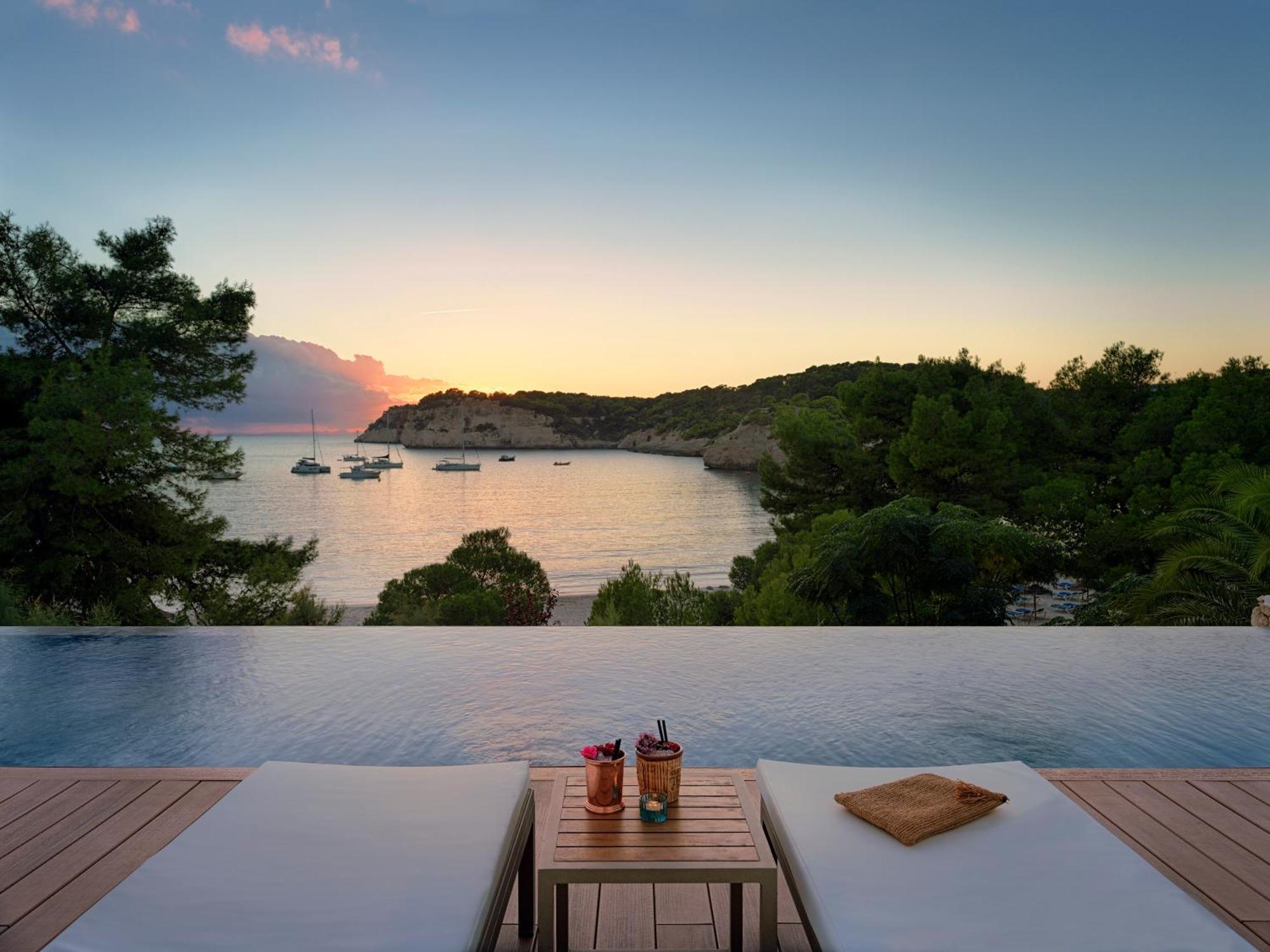 เมเลีย กาลา กัลดานา Hotel กาลากัลดานา ภายนอก รูปภาพ Sunset at the Amanzoega